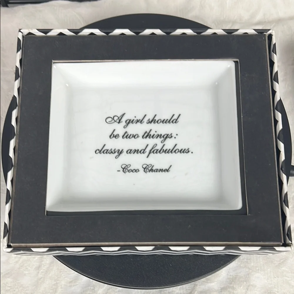 Gorgeous trinket dish with quote from CoCo Chanel Great gift idea 🎁🎁
